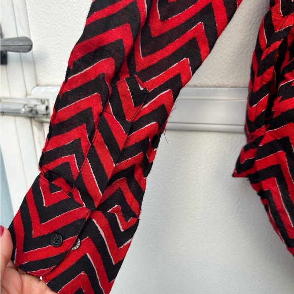 Lauren Ralph Lauren WOMENS Blouse M Chevron Red/black Dressy Going Out Top - Picture 8 of 14